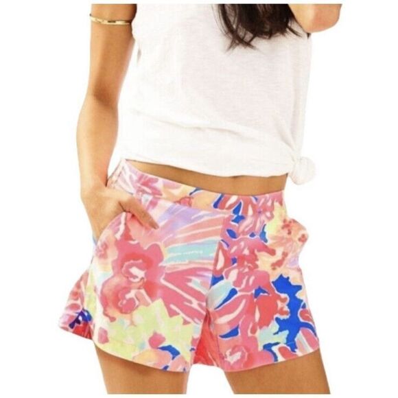 Lilly Pulitzer Pull On Shorts In Multi Playa Hermosa Sz Small - Picture 2 of 9